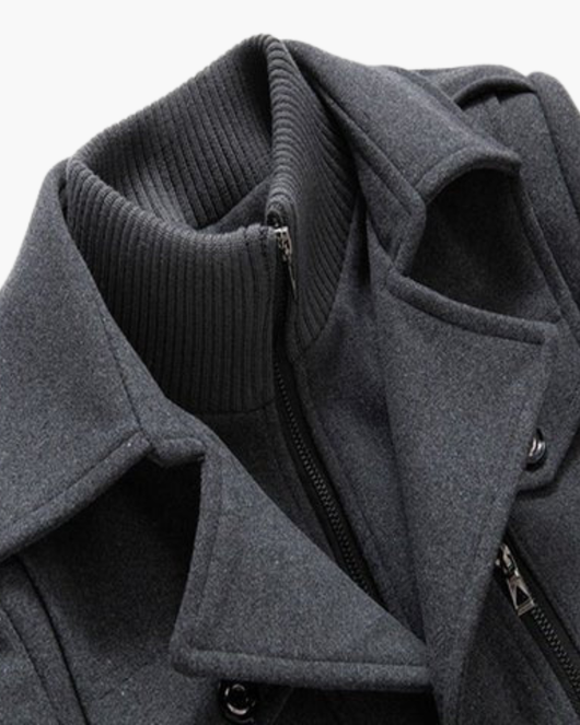 Warmer Kurzmantel mit doppelter Frontpartie