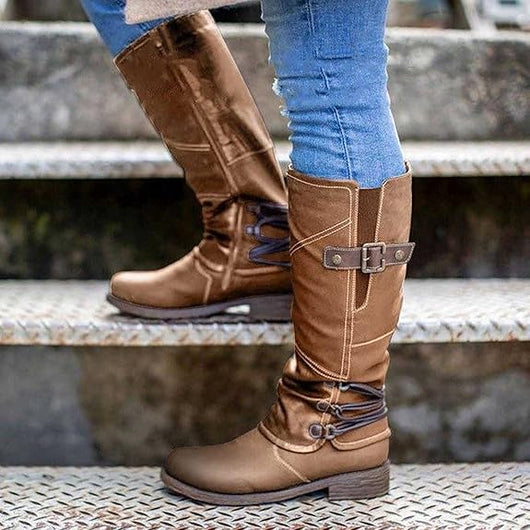 Kniehohe Stiefel mit Zierschnallen und Reißverschluss