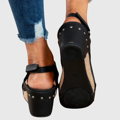 Christina | Stilvolle und bequeme Sommer Sandalen mit Keilabsatz