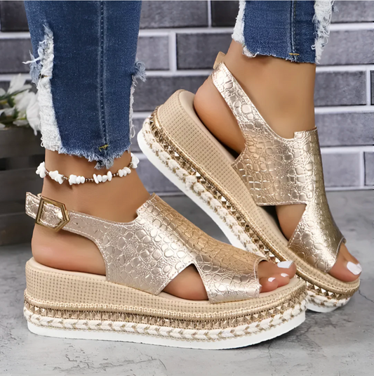 Chloé | Elegante und bequeme Leder Sandaletten