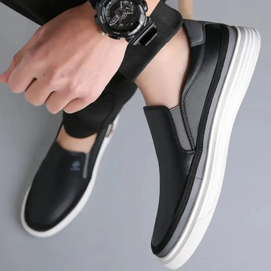 Lucas | Stilvolle und bequeme Leder Slip-Ons Sneaker