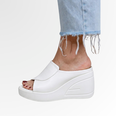 Lia | Elegante orthopädische Keilabsatz sandalen