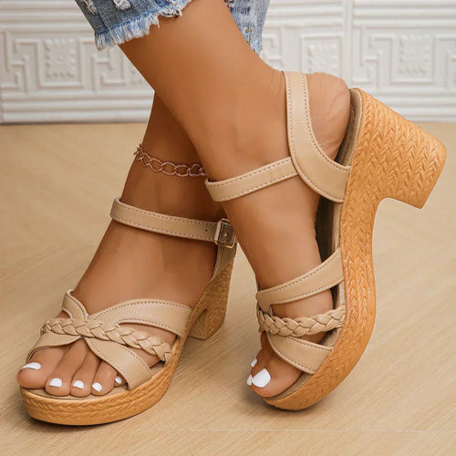 Franziska | Elegante und bequeme geflochtene Plateausandalen