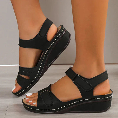 Aria | Bequeme und elegante Keilsandalen