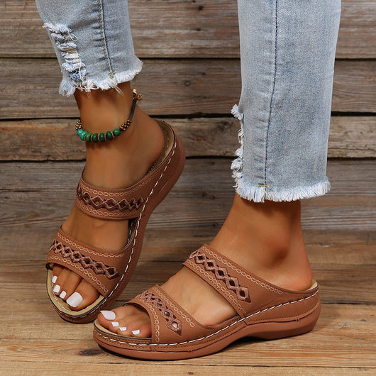 Martina | Atmungsaktive & strapazierfähige Damensandalen