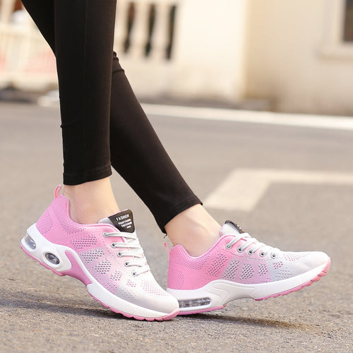 Luna | Atmungsaktive und bequeme orthopädische Sportschuhe