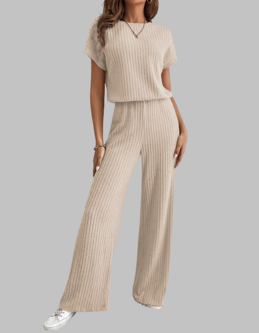 Amelia | Elegantes und komfortables geripptes Set