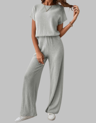 Amelia | Elegantes und komfortables geripptes Set