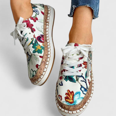 Julia | Elegante und bequeme orthopädische Sneaker