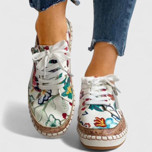 Julia | Elegante und bequeme orthopädische Sneaker