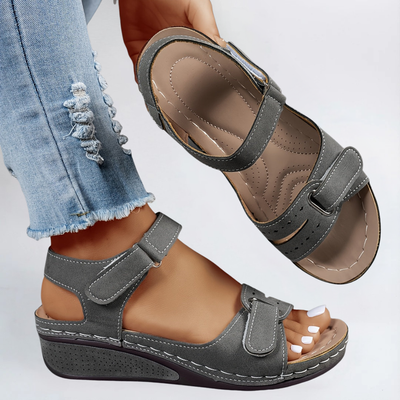 Mila | Flexible orthopädische Sandalen