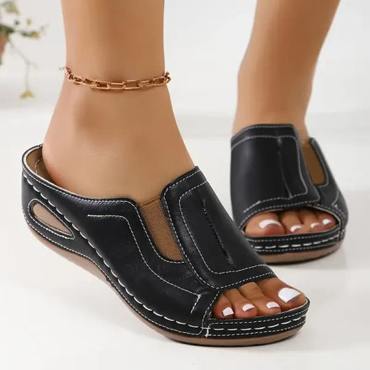 Sabrina | Atmungsaktive und stilvolle orthopädische Sandalen