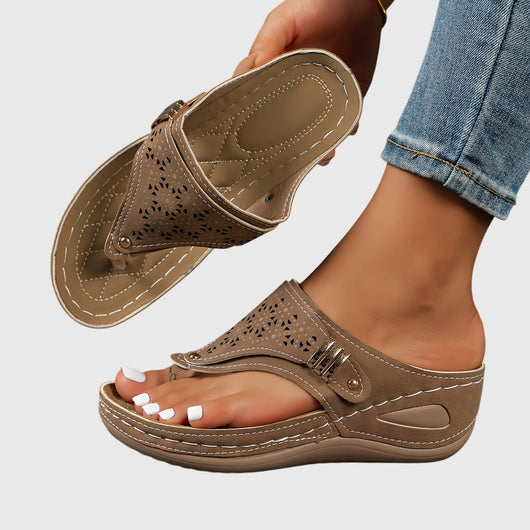 Mila | Elegante Plateau Sandalen mit Knöchelriemen